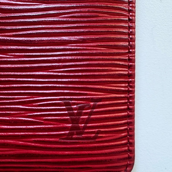 Louis Vuitton Red Epi Leather Card Holder / Bifold ID Wallet - Picture 2 of 6